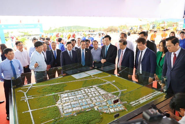 Vì sao Khánh Hòa giải trình xin điều chỉnh giảm chỉ tiêu tăng trưởng GRDP?- Ảnh 1. Vì sao Khánh Hòa giải trình xin điều chỉnh giảm chỉ tiêu tăng trưởng GRDP?- Ảnh 1.