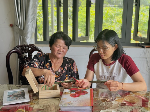 Liệt sĩ Nguyễn Phạm Thành Nhân và đứa con chưa kịp gọi tiếng 'ba' - Ảnh 3.