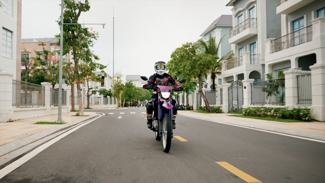 WR155R trở thành mồi lửa đánh thức bản lĩnh qua phim ngắn từ Revzone Yamaha Motor - Ảnh 5.