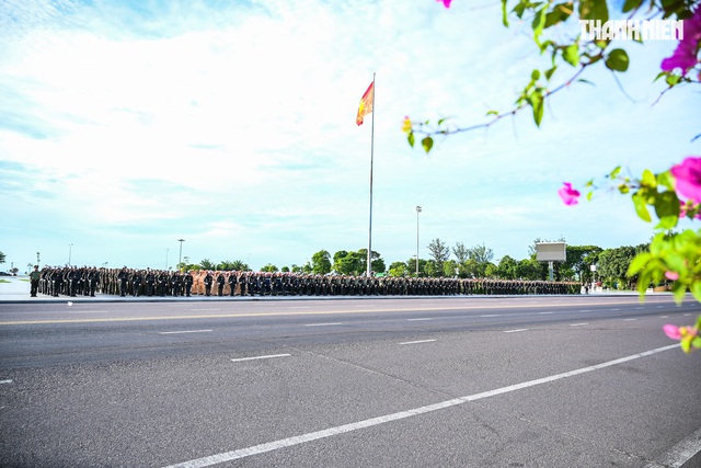 Mãn nhãn với màn biểu diễn võ thuật trong lễ ra quân của Công an tỉnh Gia Lai- Ảnh 27.