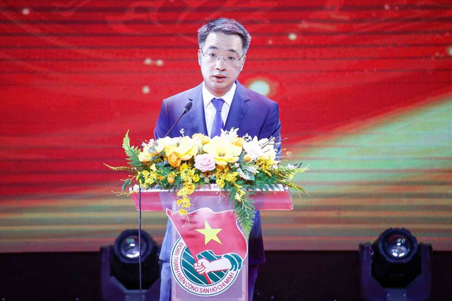 Diễn đàn Trí thức trẻ Việt Nam toàn cầu: Khơi thông nguồn lực trí thức trẻ- Ảnh 3. Diễn đàn Trí thức trẻ Việt Nam toàn cầu: Khơi thông nguồn lực trí thức trẻ- Ảnh 3.