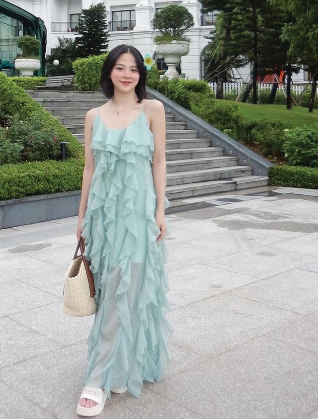 Váy xếp tầng - lựa chọn lý tưởng cho cô nàng ngọt ngào- Ảnh 6. Váy xếp tầng - lựa chọn lý tưởng cho cô nàng ngọt ngào- Ảnh 6.