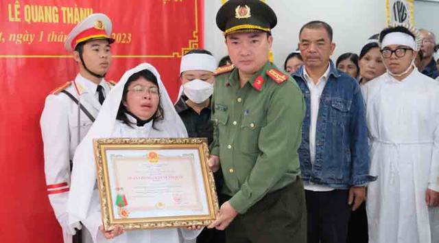 Hy sinh vì cuộc sống bình yên: Những liệt sĩ CSGT vì dân - Ảnh 6.