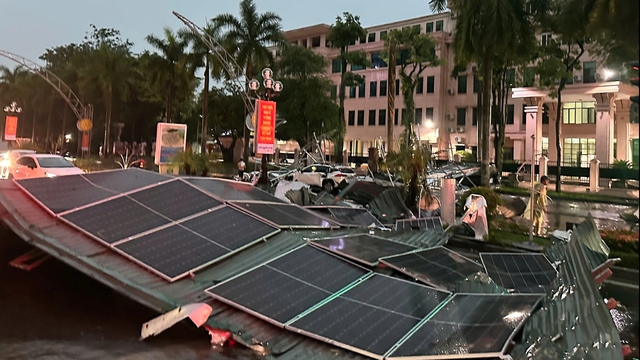 Bão số 3: Thanh Hóa yêu cầu cấp xã hoàn thành 10 nhiệm vụ ngay trong đêm- Ảnh 1. Bão số 3: Thanh Hóa yêu cầu cấp xã hoàn thành 10 nhiệm vụ ngay trong đêm- Ảnh 1.