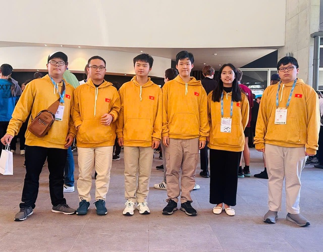 Bài toán hình duy nhất trong đề Olympic toán quốc tế là của giáo viên Việt Nam Bài toán hình duy nhất trong đề Olympic toán quốc tế là của giáo viên Việt Nam