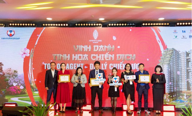 Tại sự kiện khởi động nhịp 02, Happy One Sora giới thiệu nhóm 98 căn cuối - Ảnh 2.