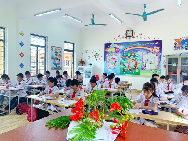 Hành trình gieo mầm tiết kiệm điện... - Ảnh 3.