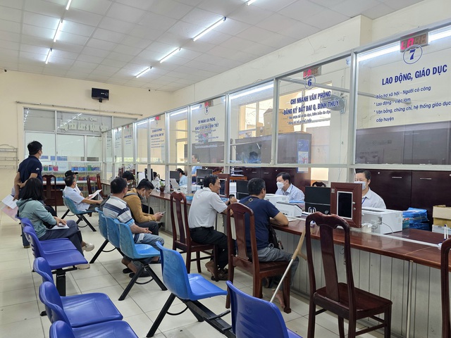 Vận hành chính quyền địa phương 2 cấp tại miền Tây: Thủ tục hành chính ra sao?- Ảnh 2.