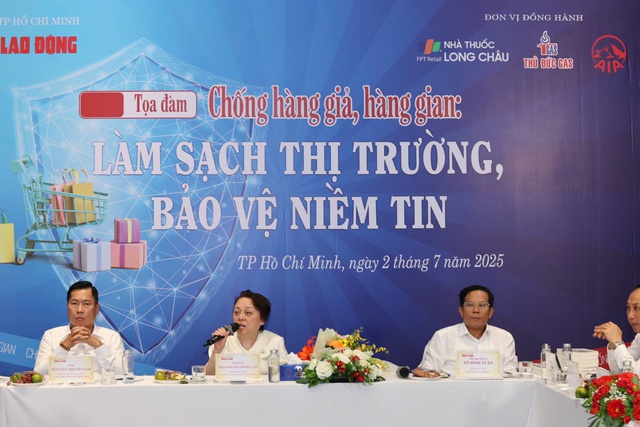 Bánh trung thu 'nhà làm' lọt vào tầm ngắm của cơ quan an toàn thực phẩm- Ảnh 1. Bánh trung thu 'nhà làm' lọt vào tầm ngắm của cơ quan an toàn thực phẩm- Ảnh 1.