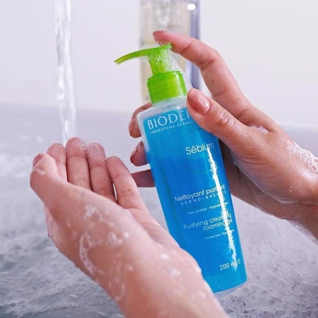 Top 7 sữa rửa mặt cho da dầu mụn sạch mịn, dịu nhẹ đang được mua nhiều  - Ảnh 6.