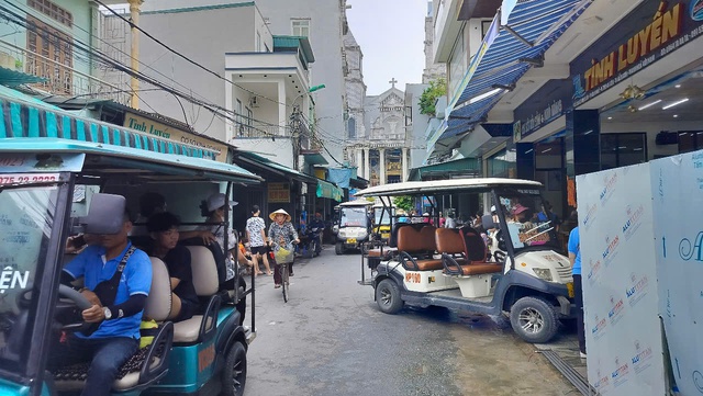 xe điện 4 bánh ở sầm sơn - Ảnh 2.