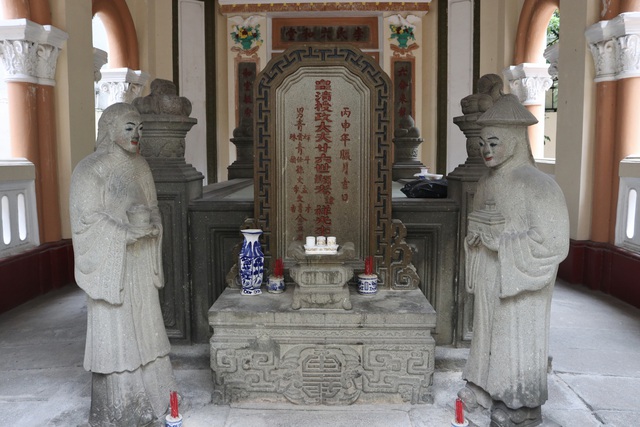 Mộ cổ 129 năm ở TP.HCM, của đại gia gi&agrave;u thứ 3 S&agrave;i G&ograve;n xưa- Ảnh 2.