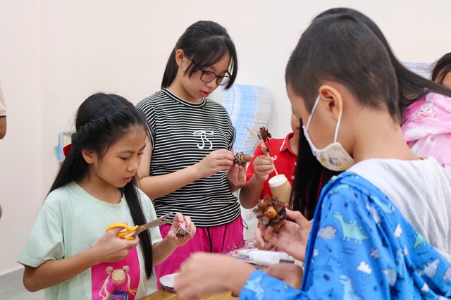 Ngày cuối tuần nhiều niềm vui với hoạt động trải nghiệm thú vị - Ảnh 3.
