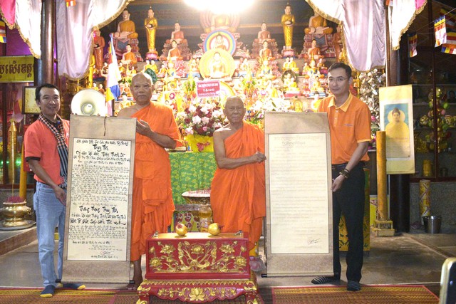 Truy tôn 'ông tổ' giống dừa sáp ở Vĩnh Long- Ảnh 5. Truy tôn 'ông tổ' giống dừa sáp ở Vĩnh Long- Ảnh 5.