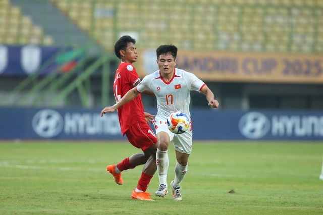 HLV Kim Sang-sik ‘giấu bài’, U.23 Việt Nam có thể bùng nổ hơn nữa HLV Kim Sang-sik ‘giấu bài’, U.23 Việt Nam có thể bùng nổ hơn nữa