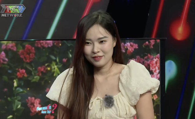 Nữ MC xinh đẹp đến show hẹn hò, được lòng mẹ đàng trai ngay lần đầu gặp- Ảnh 3. Nữ MC xinh đẹp đến show hẹn hò, được lòng mẹ đàng trai ngay lần đầu gặp- Ảnh 3.