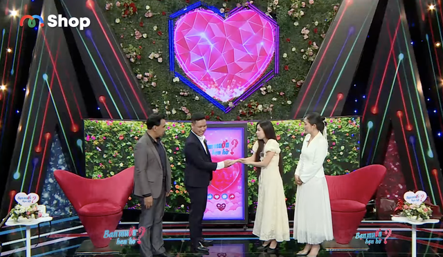 Nữ MC xinh đẹp đến show hẹn hò, được lòng mẹ đàng trai ngay lần đầu gặp- Ảnh 4. Nữ MC xinh đẹp đến show hẹn hò, được lòng mẹ đàng trai ngay lần đầu gặp- Ảnh 4.
