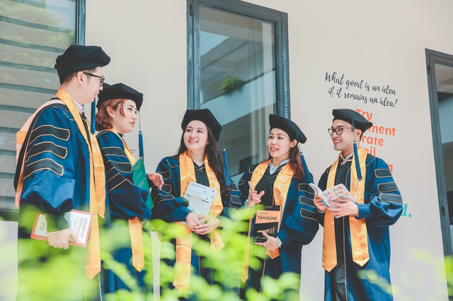 Nghiên cứu sinh toàn thời gian UEH: Không lo học phí và được trả lương- Ảnh 2. Nghiên cứu sinh toàn thời gian UEH: Không lo học phí và được trả lương- Ảnh 2.