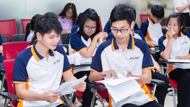 Điểm sàn Trường ĐH Công nghệ Giao thông vận tải 2025: Ngưỡng xét tuyển mới - Ảnh 1. Điểm sàn Trường ĐH Công nghệ Giao thông vận tải 2025: Ngưỡng xét tuyển mới - Ảnh 1.