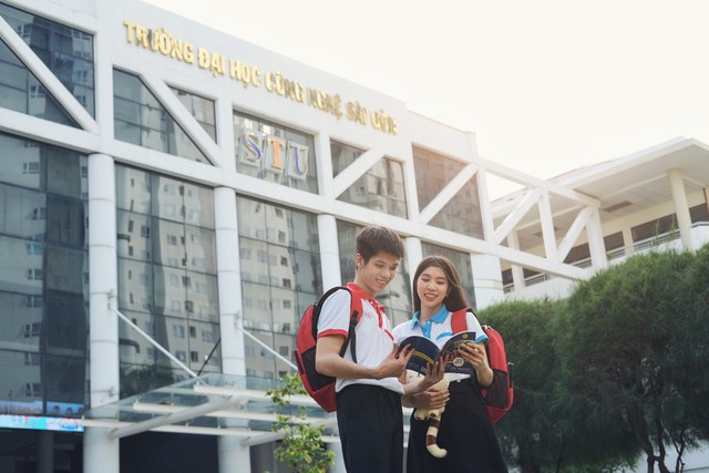 Trường ĐH Công nghệ Sài Gòn công bố điểm sàn xét tuyển, dẫn lối thời đại số Trường ĐH Công nghệ Sài Gòn công bố điểm sàn xét tuyển, dẫn lối thời đại số