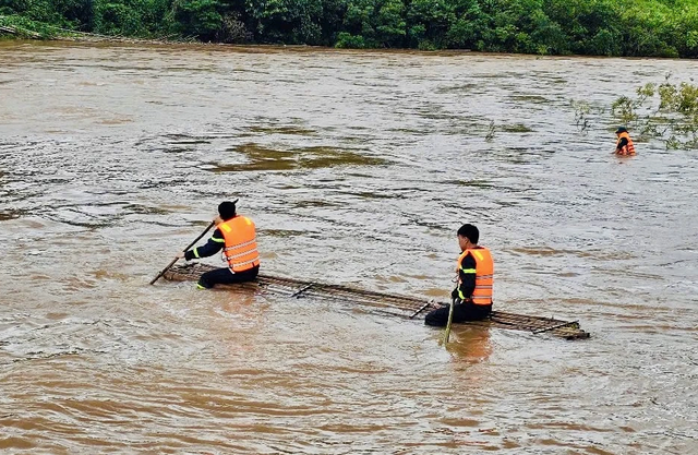 Quảng Ninh: Bé gái 11 tuổi bị lũ cuốn - Ảnh 1.