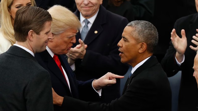 Hai ông Trump và Obama tiếp tục khẩu chiến