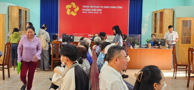 Đồng Nai: Rà soát tình trạng ‘cò làm giấy tờ’ tại trung tâm hành chính công