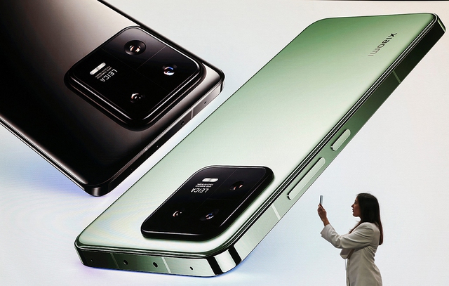 Những lời mời chào tránh quan tâm mỗi khi mua smartphone mới - Ảnh 1.