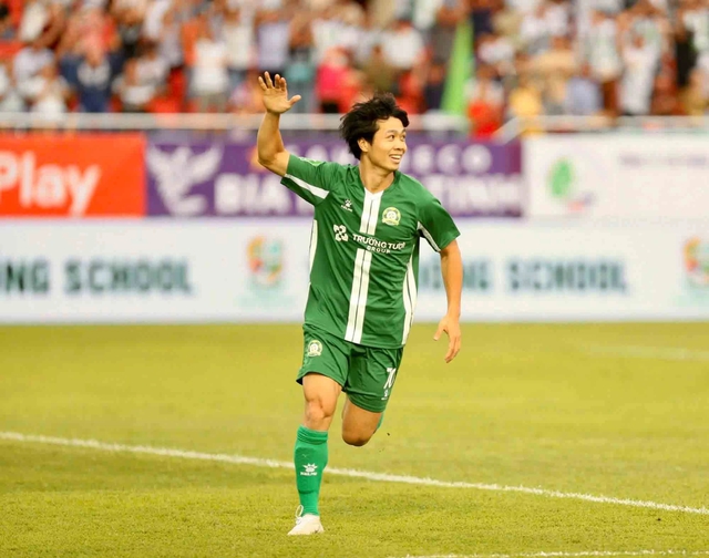 Nóng vụ CLB Quảng Nam bỏ V-League: VFF ra phán quyết, đội Bình Phước của Công Phượng 'trúng số'- Ảnh 1.