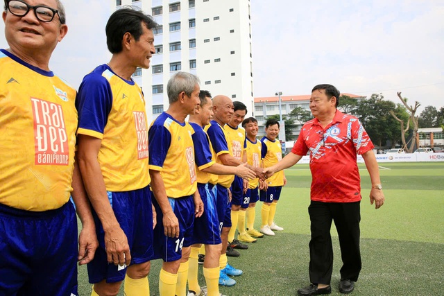 Công Nhậm lập hat-trick, Minh 'nhí' ghi cú đúp tạo kịch tính tại Trường ĐH Đồng Tháp- Ảnh 1.