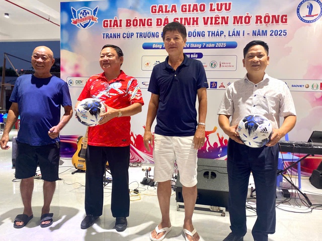 Công Nhậm lập hat-trick, Minh 'nhí' ghi cú đúp tạo kịch tính tại Trường ĐH Đồng Tháp- Ảnh 16.
