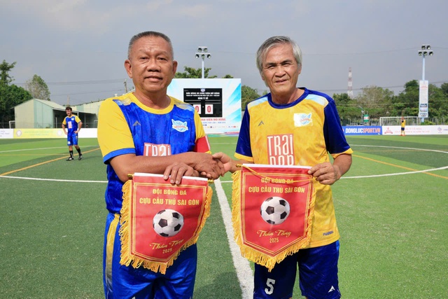 Công Nhậm lập hat-trick, Minh 'nhí' ghi cú đúp tạo kịch tính tại Trường ĐH Đồng Tháp- Ảnh 8.