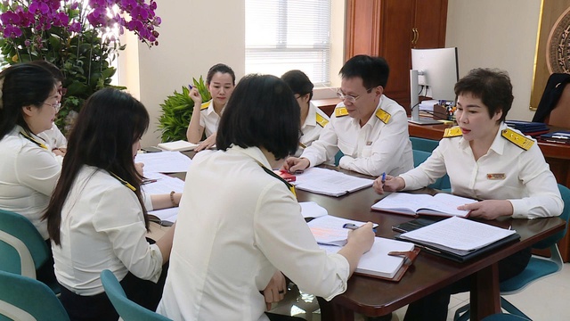 Bỏ thanh tra thuế, tăng kiểm tra hóa đơn điện tử - Ảnh 2.