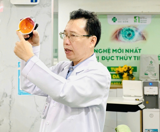 Bác sĩ: Tiếp xúc nhiều với hành tím có gây mù lòa Bác sĩ: Tiếp xúc nhiều với hành tím có gây mù lòa