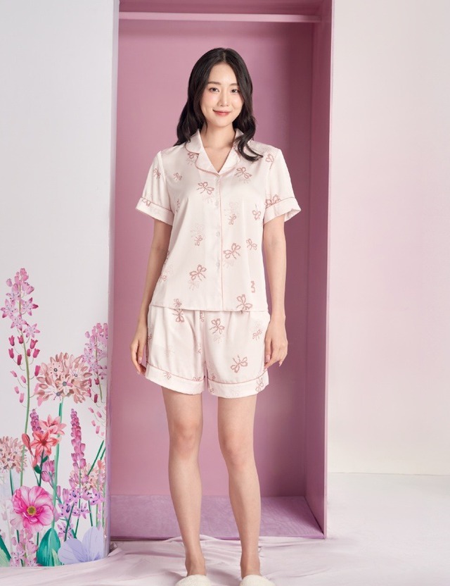 Tận hưởng từng khoảnh khắc nghỉ ngơi với pyjama- Ảnh 5. Tận hưởng từng khoảnh khắc nghỉ ngơi với pyjama- Ảnh 5.
