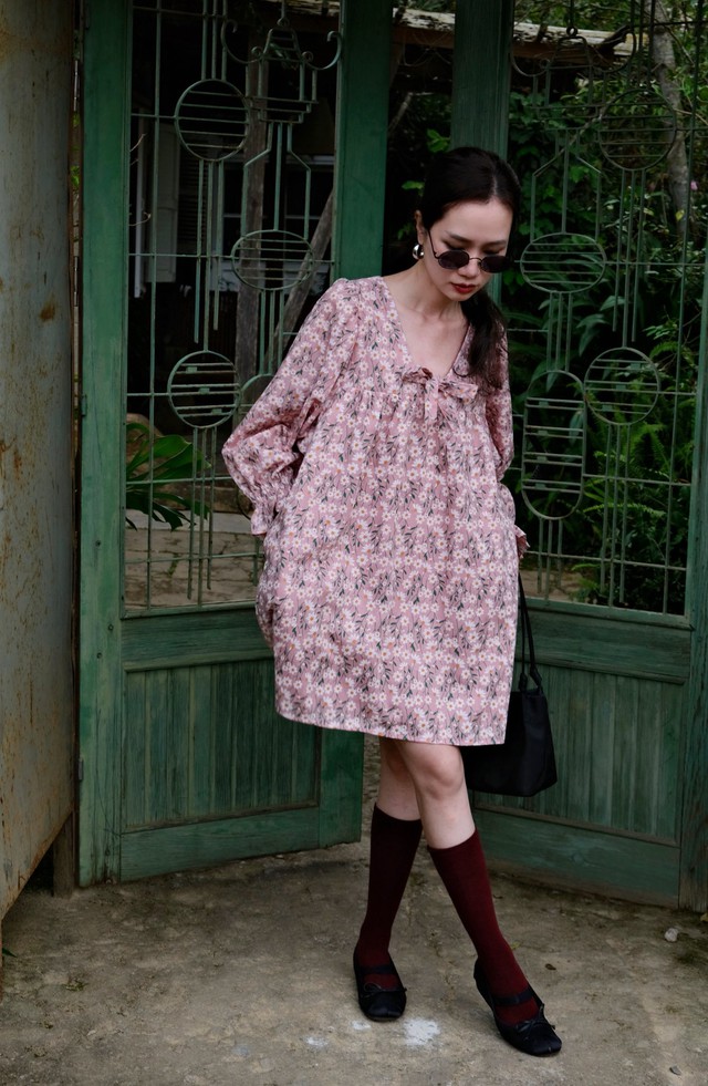  Khám phá tủ đồ giao mùa với cuộc chơi đa chất liệu - Ảnh 1.