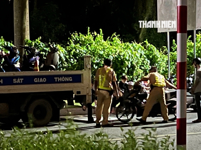 TP.HCM: Hơn chục xe độ trong khu đô thị Sala bị 'tóm' gọn- Ảnh 2.
