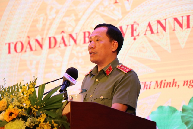 Thượng tướng Lê Văn Tuyến: Bảo vệ an ninh trật tự là nhiệm vụ của toàn dân - Ảnh 1.