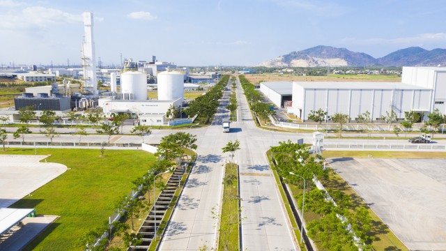 TP.HCM: Phường Tân Phước có cụm cảng biển sâu nhất Việt Nam- Ảnh 2.