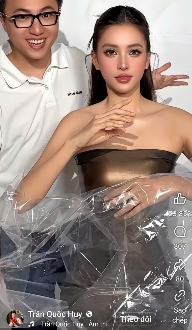 Hoa hậu Trần Tiểu Vy, Ngọc Châu và loạt sao Việt bị 'unbox'- Ảnh 1.