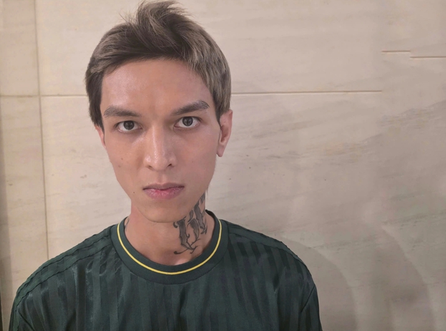 Vụ rapper Bình ‘Gold’ cướp taxi: Lại dương tính với 2 chất ma túy Vụ rapper Bình ‘Gold’ cướp taxi: Lại dương tính với 2 chất ma túy