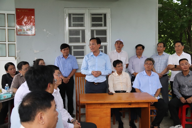 Chủ tịch Lâm Đồng họp giữa rừng chỉ đạo tháo gỡ khó khăn cho KCN Sơn Mỹ - Ảnh 4.