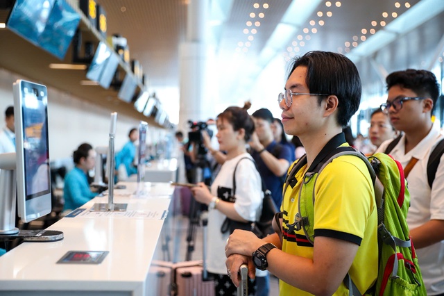 L&agrave;m thủ tục bay kh&ocirc;ng giấy tờ tại nh&agrave; ga T3 nhanh ch&oacute;ng ra sao?- Ảnh 1.