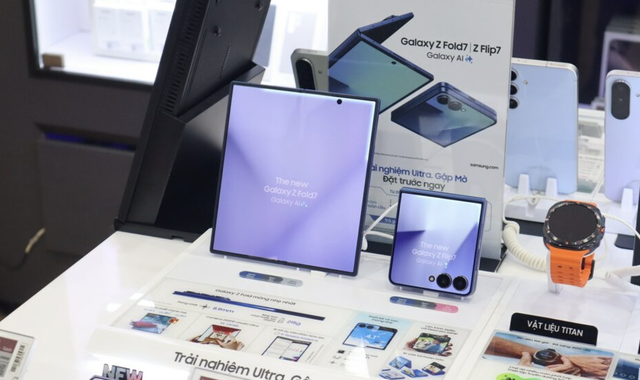 Galaxy Z Fold7 và Z Flip7 chính thức mở bán tại Việt Nam Galaxy Z Fold7 và Z Flip7 chính thức mở bán tại Việt Nam
