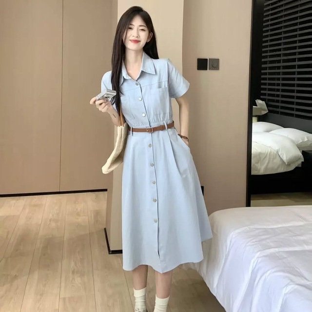 Biến hóa sự nữ tính, nâng tầm nét duyên với đầm kaki- Ảnh 2.