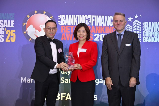 Techcombank được vinh danh ‘Ngân hàng bán lẻ nội địa tốt nhất Việt Nam 2025’ - Ảnh 1.