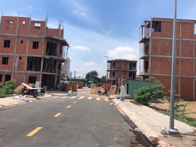 TP.HCM chỉ đạo công khai điều kiện, trường hợp được miễn giấy phép xây dựng- Ảnh 1.