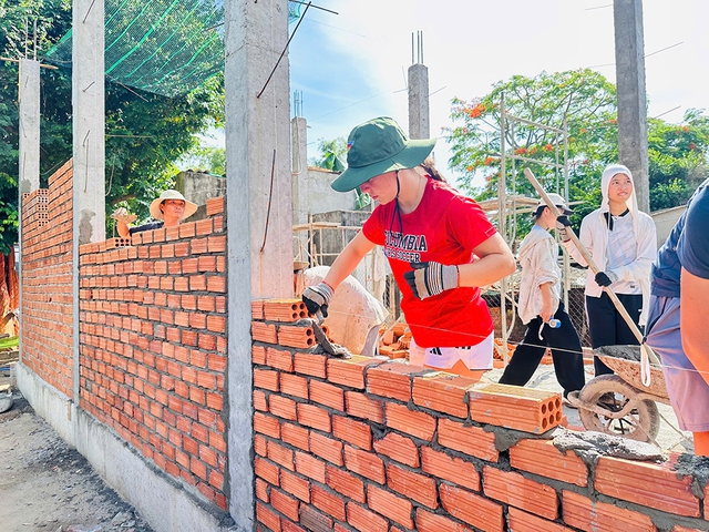 17 Ngày trải nghiệm du lịch tại Vạn Tường: Kết nối yêu thương và sẻ chia - Ảnh 5. 17 Ngày trải nghiệm du lịch tại Vạn Tường: Kết nối yêu thương và sẻ chia - Ảnh 5.