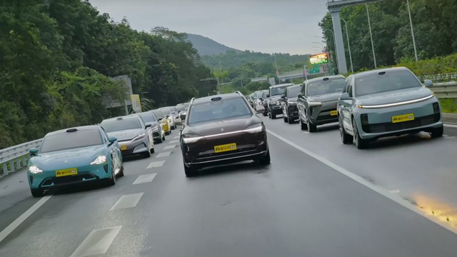 Thử hệ thống ADAS trên ô tô: Tesla 'áp đảo' loạt xe Trung Quốc - Ảnh 1.
