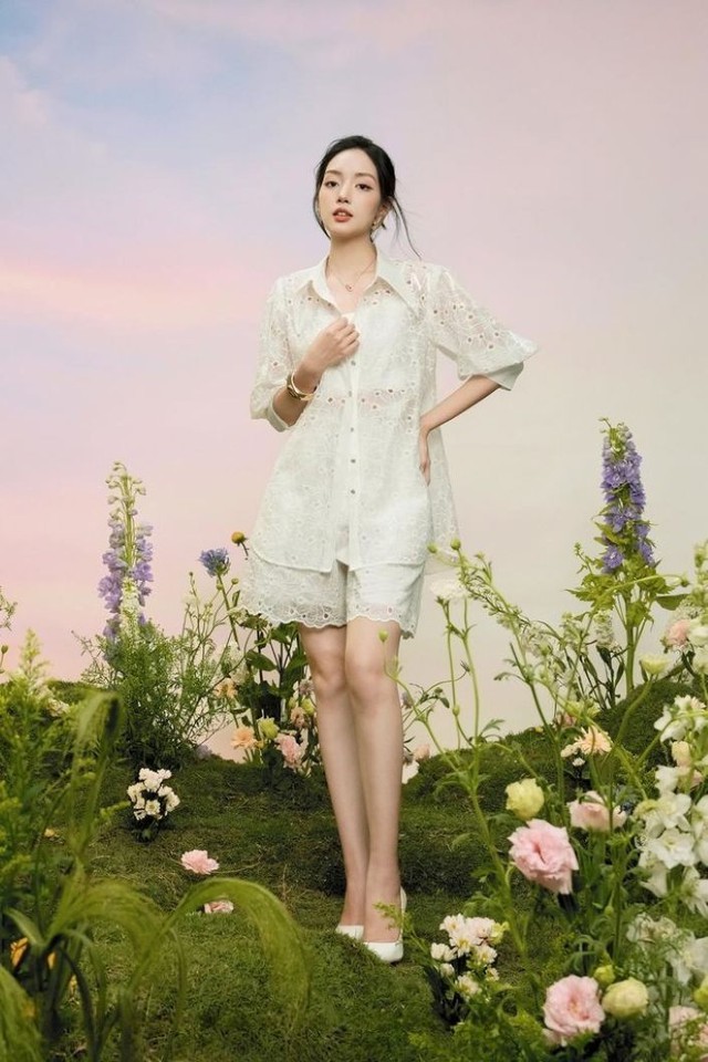 Quần shorts ren, vẻ nữ tính rạng rỡ và cuốn hút- Ảnh 3.